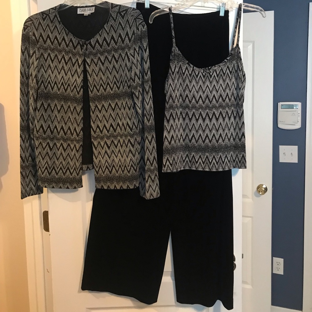 Evening wear pant set